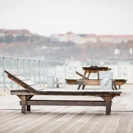 Appartement Boris' Karlin Rooftops *